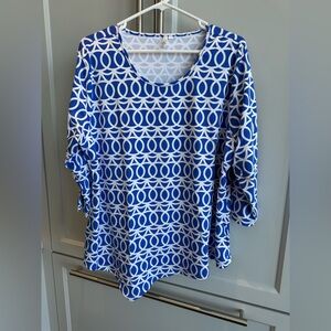 Lulu-B Plus Size 1X Asymmetrical 3/4 Sleeve Stretchy UPF50+ Top Blouse